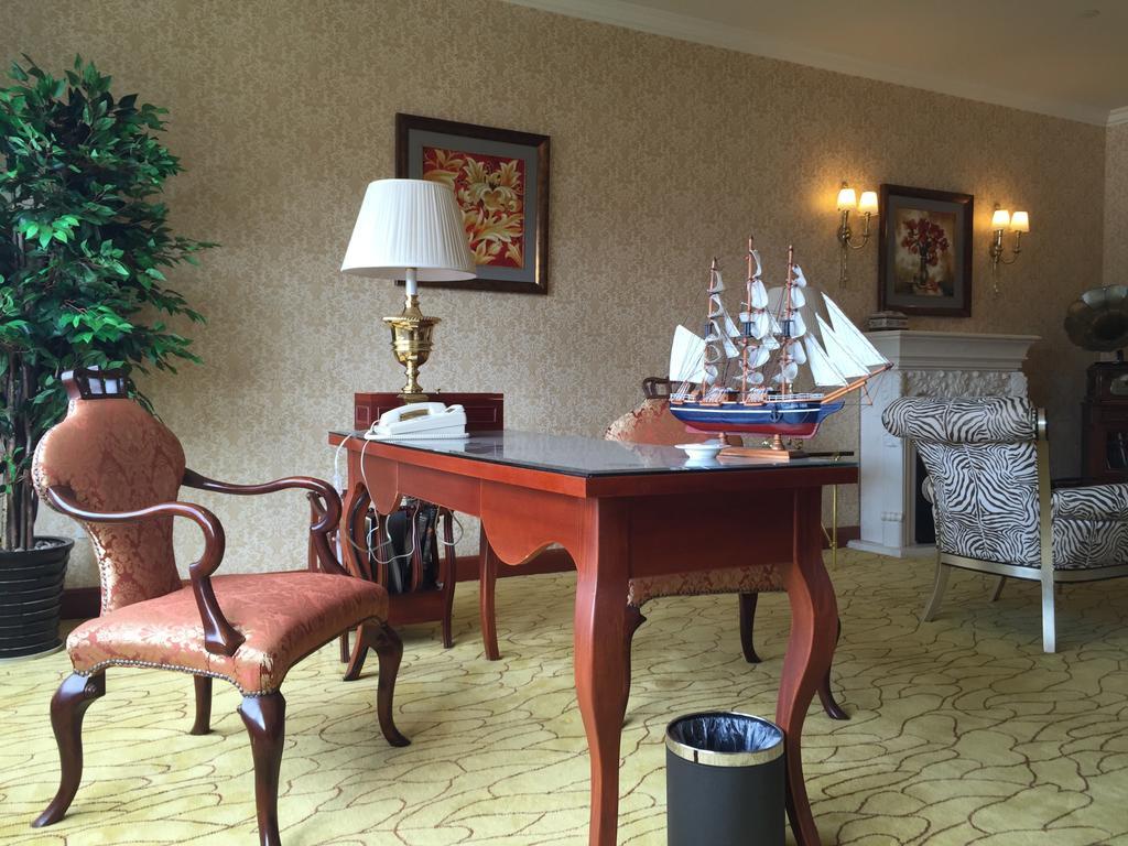 Wuhu Alton Hotel الغرفة الصورة