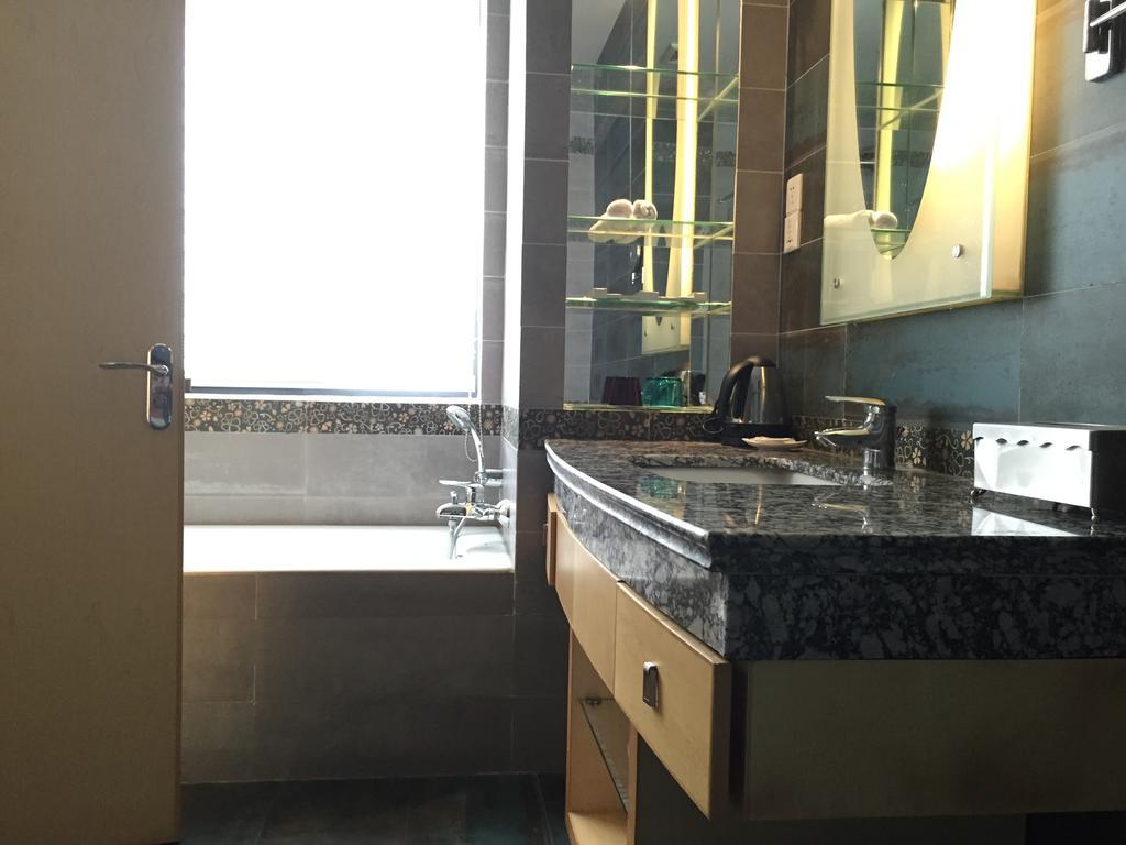 Wuhu Alton Hotel الغرفة الصورة